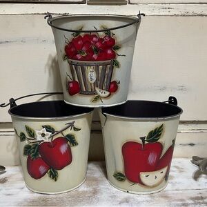 Rustic Apple Design Metal Buckets
